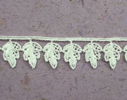 GREEN TARA - LACE 2.2 CM OFF WHITE (SOLD PER METRE)